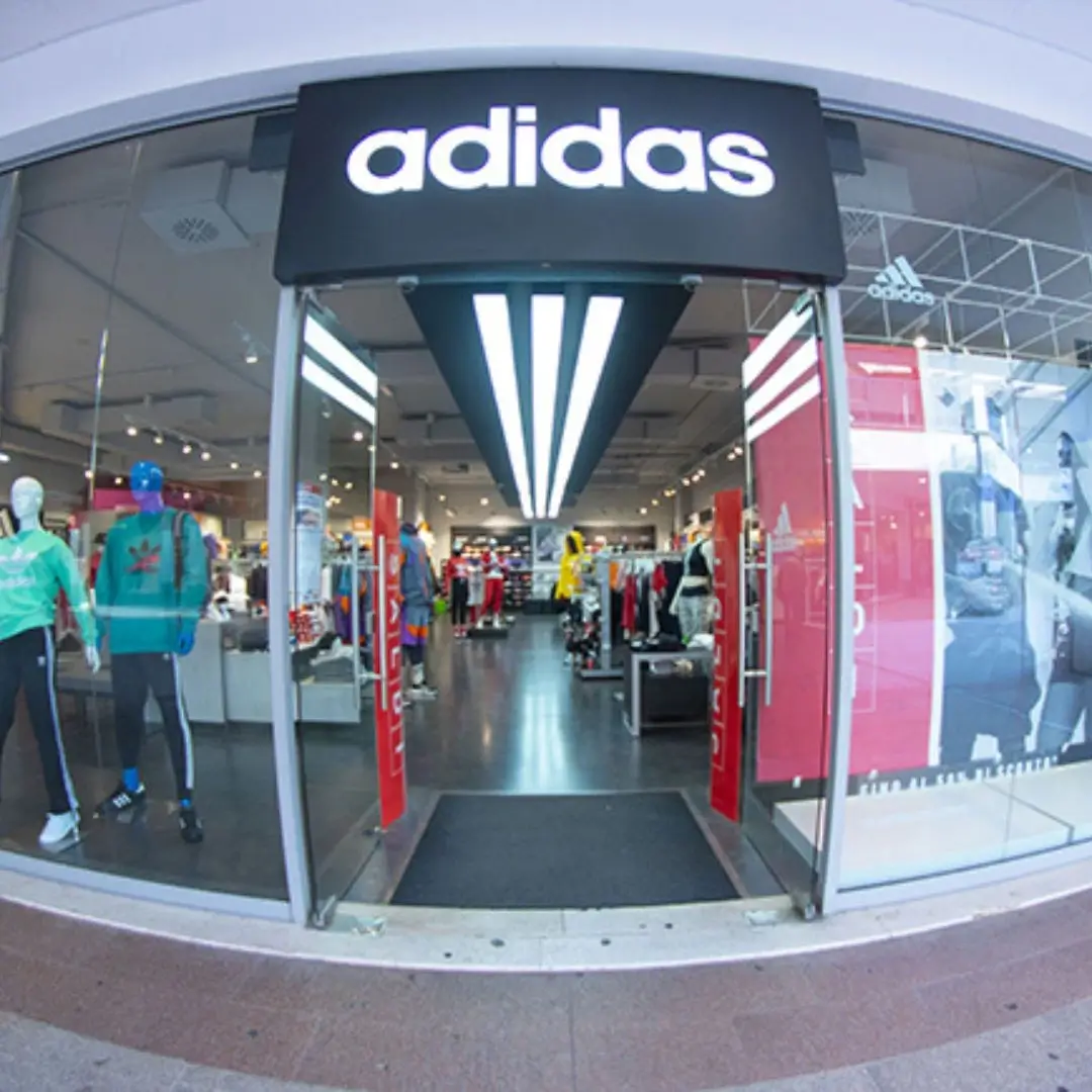 ADIDAS (Polo commerciale La Corte del Sole - Sardinia Outlet di Sestu) 10% discount on all items in the ADIDAS store