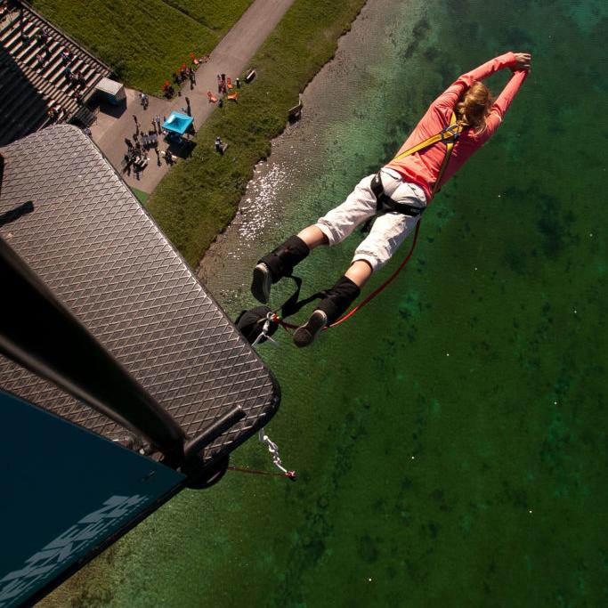 20% discount on Bungee Jumping in Hamburg