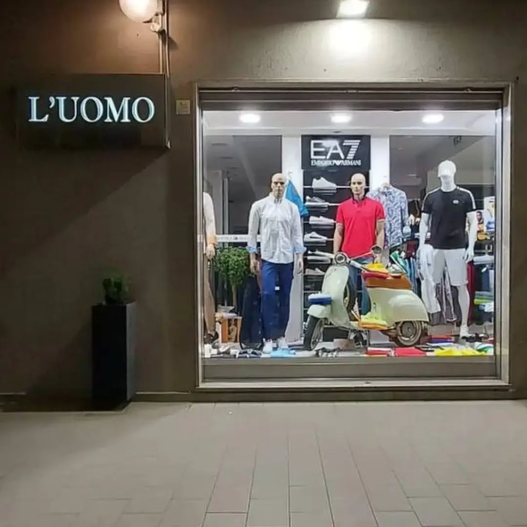 L’UOMO abbigliamento Iglesias 20% discount on men's clothing