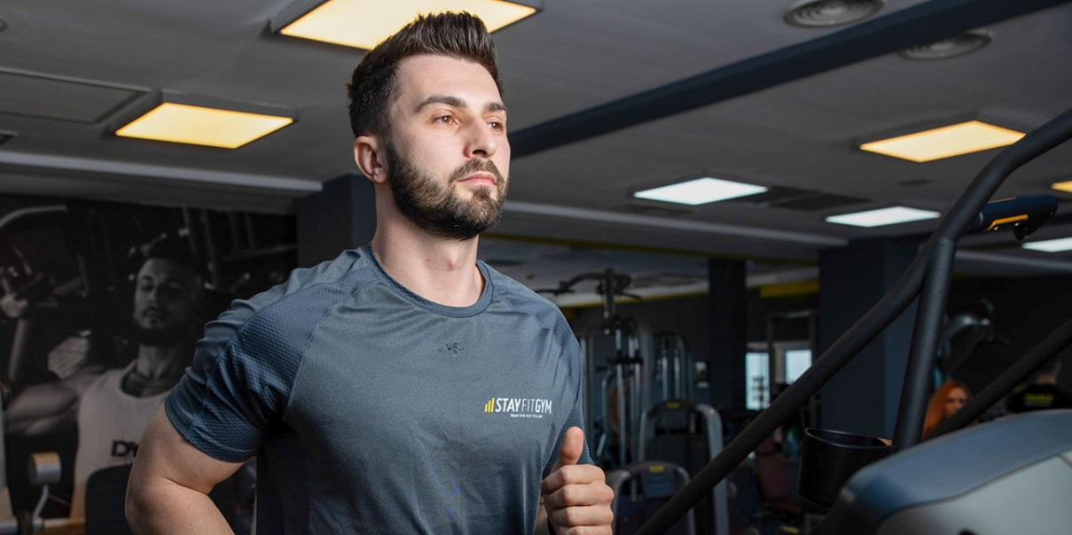 Stay Fit Gym preț special de doar 189 RON/lună la abonamentul YOUNG Fitness