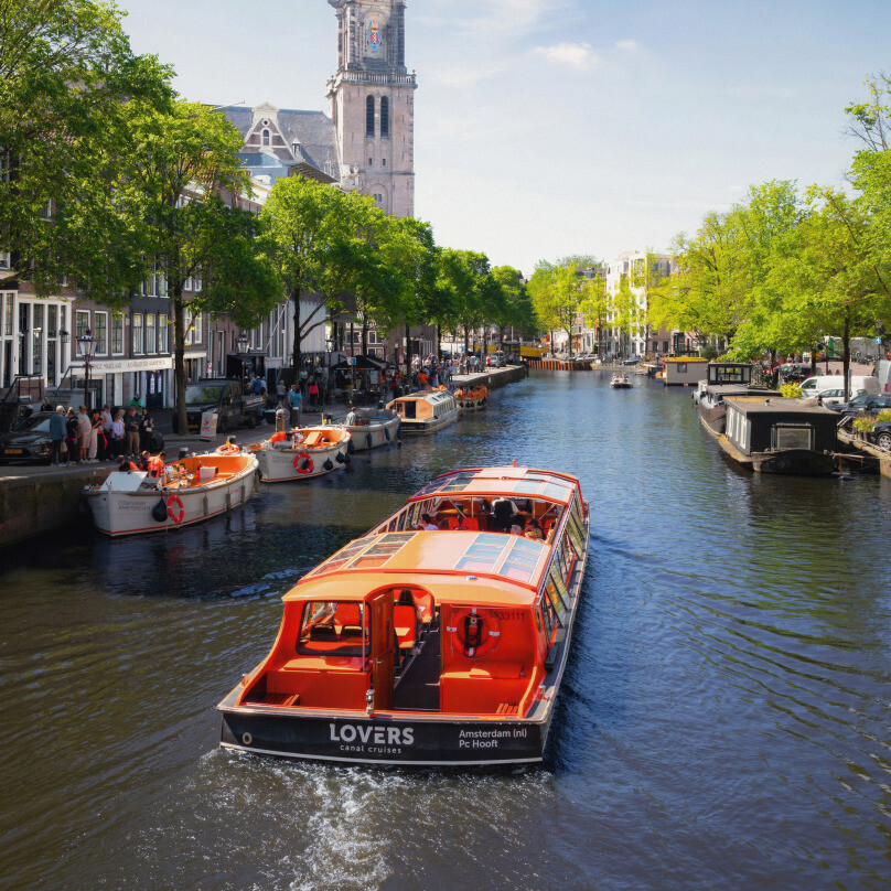 LOVERS Canal Cruises 30% discount on your ticket