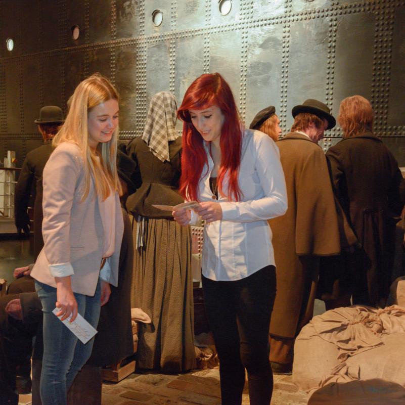 10% discount in the German Emigration Center.