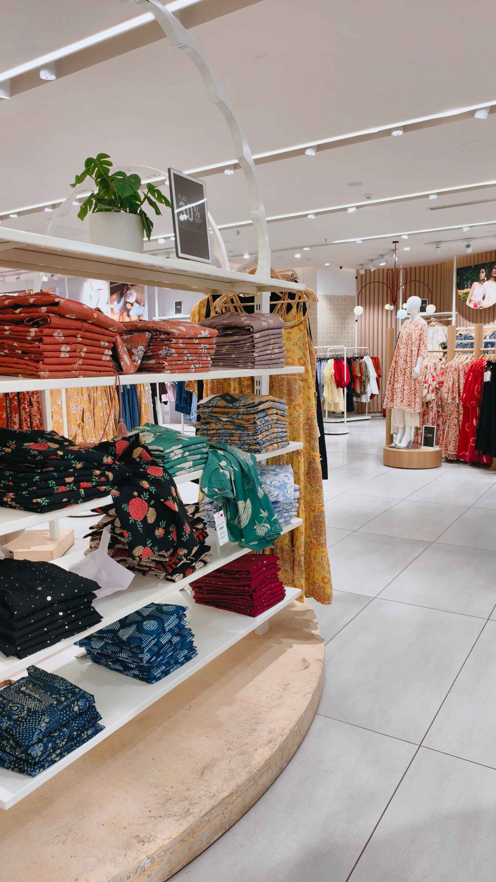 Springfield Clothing Shop Serbia 15% discount on all non-sale articles